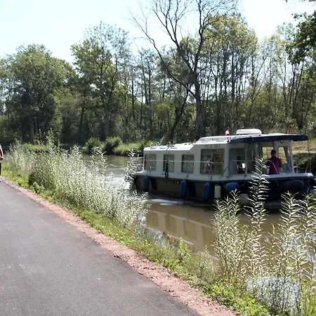 Les Charmois - Privatif En Supplement Et Sur Un Autre Site Bains-les-Bains