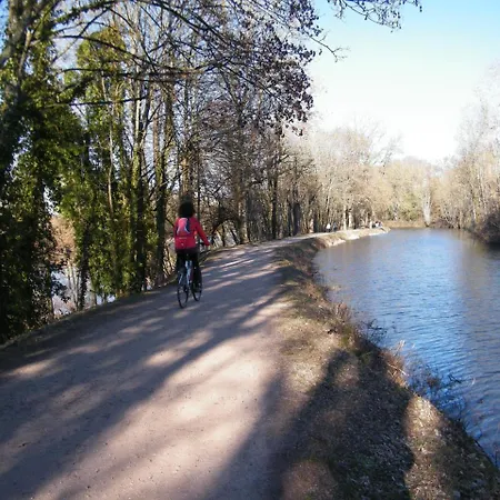 Les Charmois - Possible Sur Un Autre Site