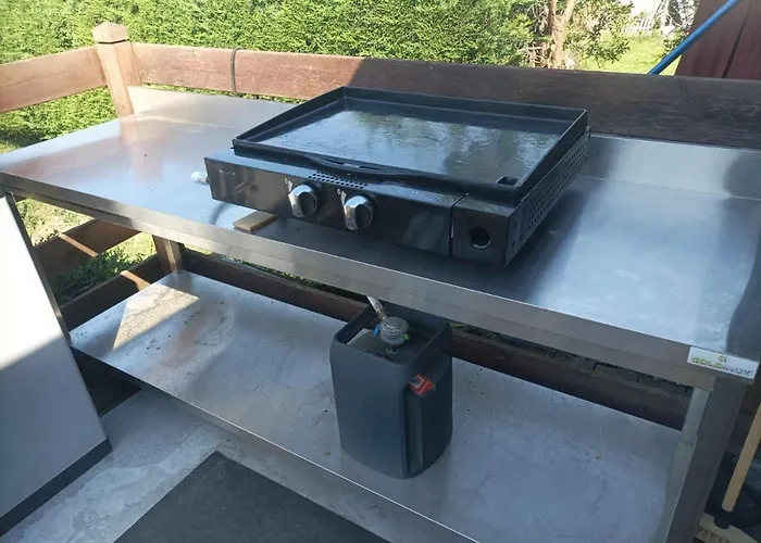 Les Charmois - Possible Sur Un Autre Site *