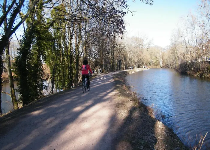 Les Charmois - Possible Sur Un Autre Site